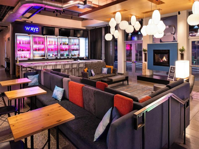 Aloft Lexington image