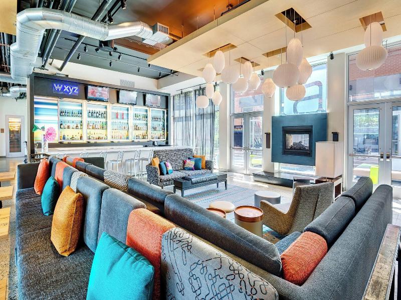 Aloft Lexington image