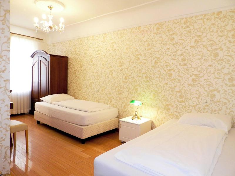 Allegro Hotel Gornji trg 6 image