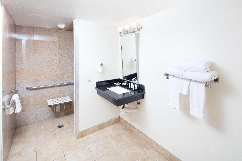 DOUBLE Accessible