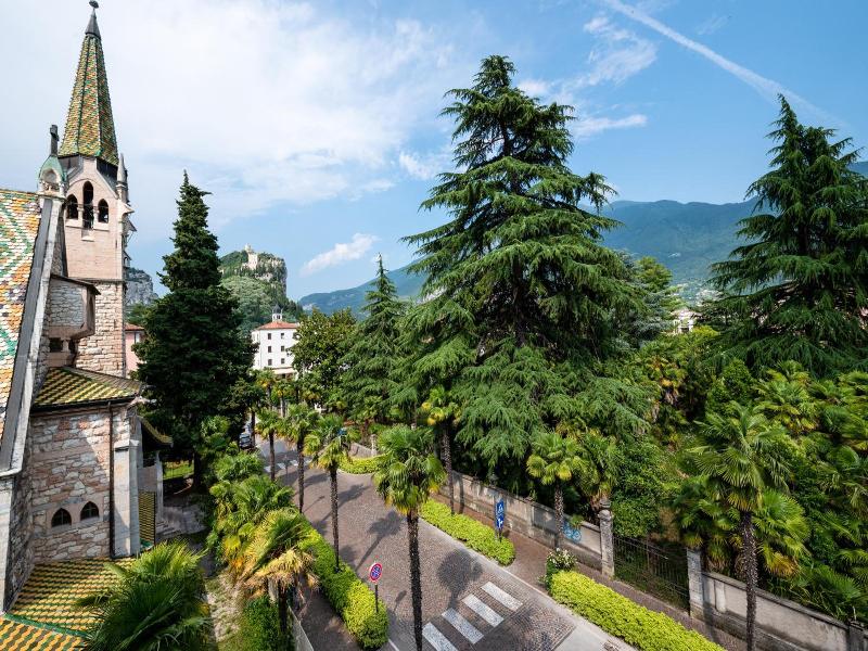 Palace Città image