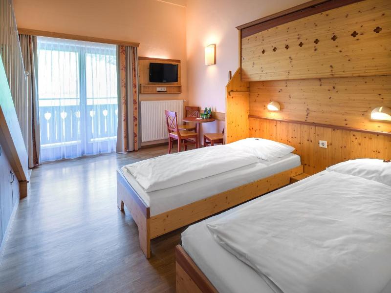 JUFA Hotel Gitschtal image