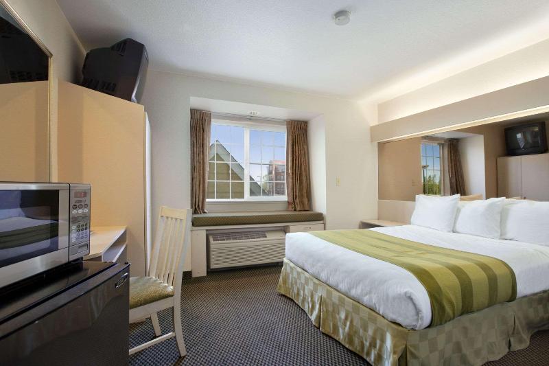 Microtel Inn & Suites By Wyndham Lodi/North Stock