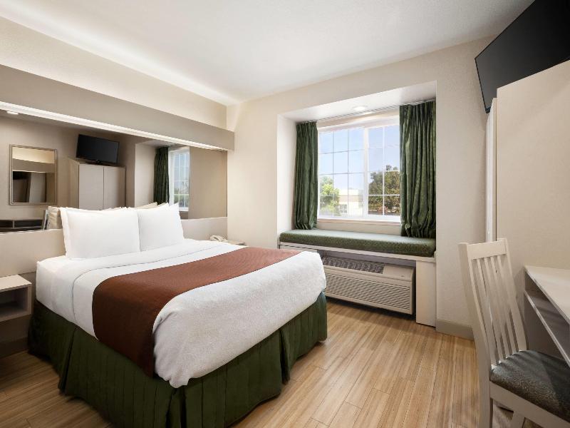 Microtel Inn & Suites By Wyndham Lodi/North Stock image