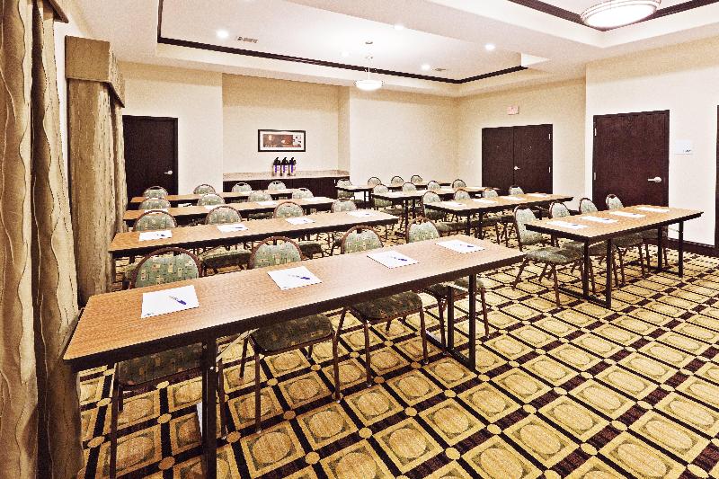 Holiday Inn Express & Suites Brownfield By IHG image