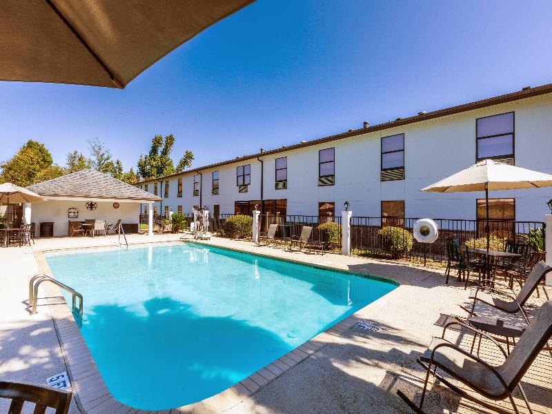 Holiday Inn Express Breaux Bridge/Henderson By IHG