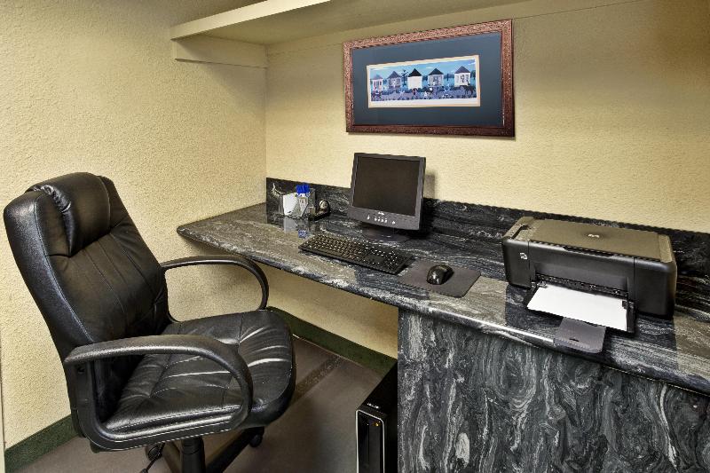 Holiday Inn Express Breaux Bridge/Henderson By IHG