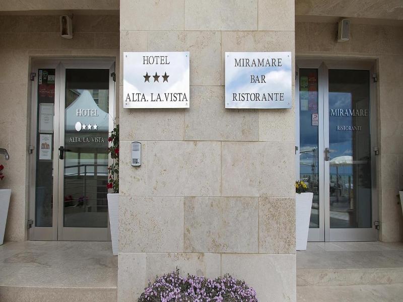 Hotel Alta la vista image