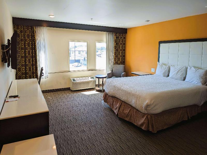 Ramada by Wyndham Culver City image