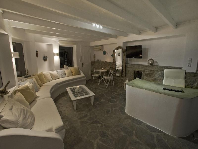 Villa Margarita image