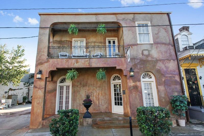 New Orleans Guest House B&B image