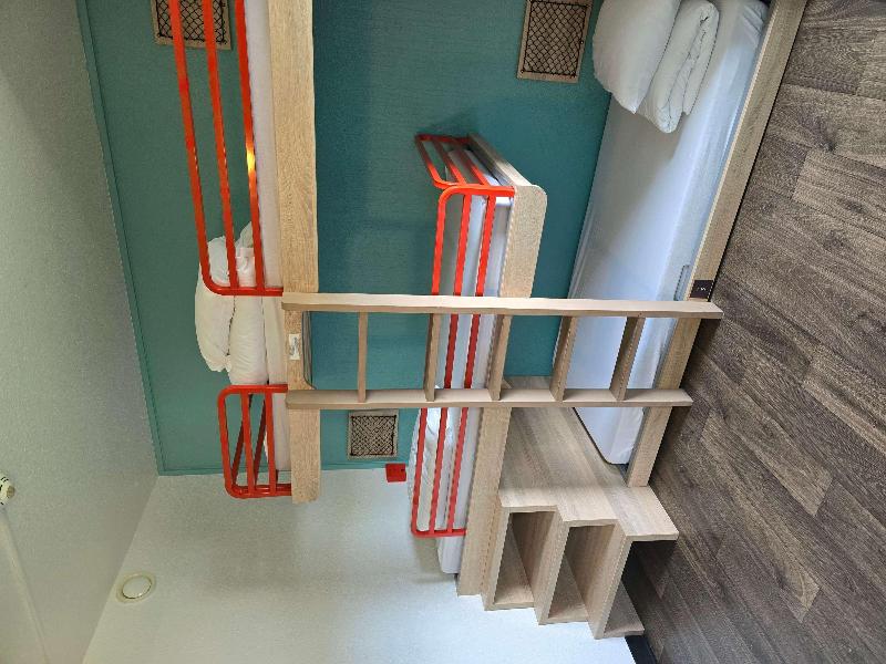 Hotel F1 Marseille Provence image