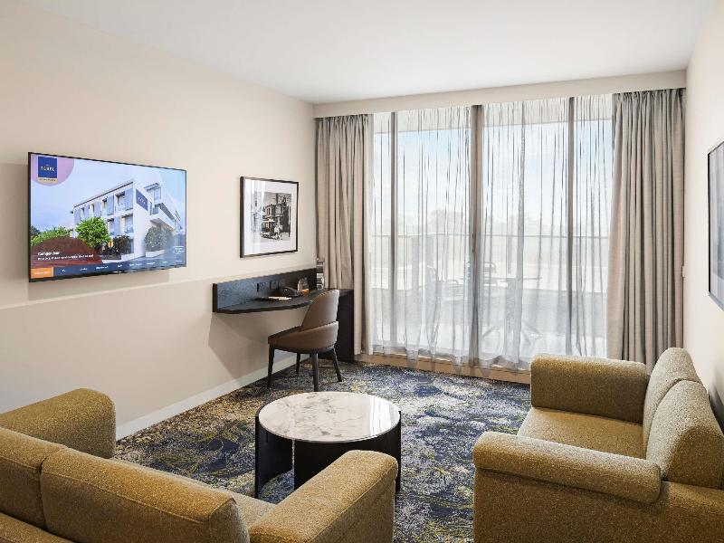 Hotel 115 image