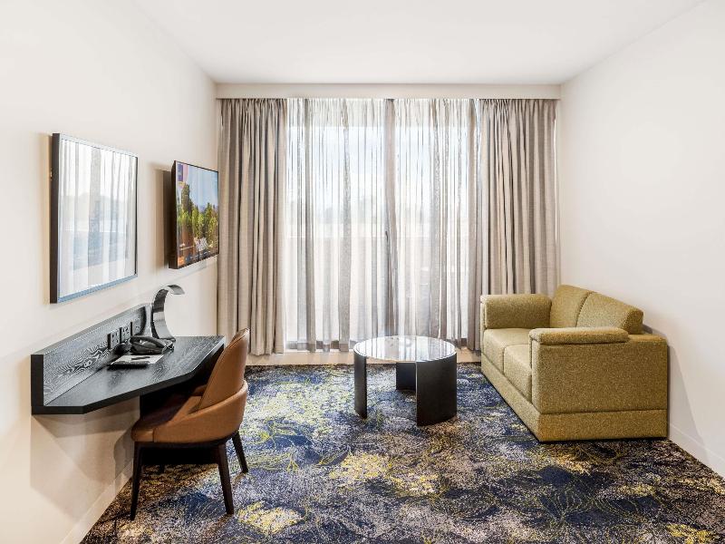 Hotel 115 image