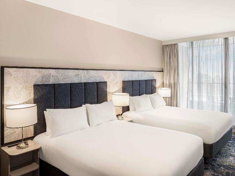 Hotel 115 image