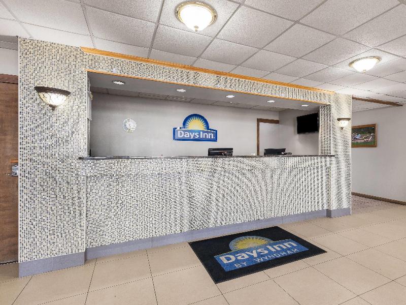 Days Inn by Wyndham Madisonville image