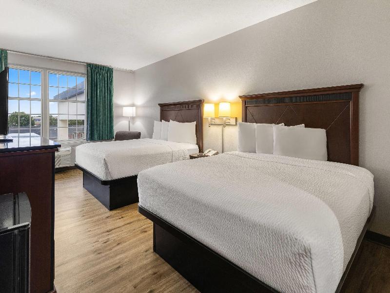 Days Inn by Wyndham Madisonville image
