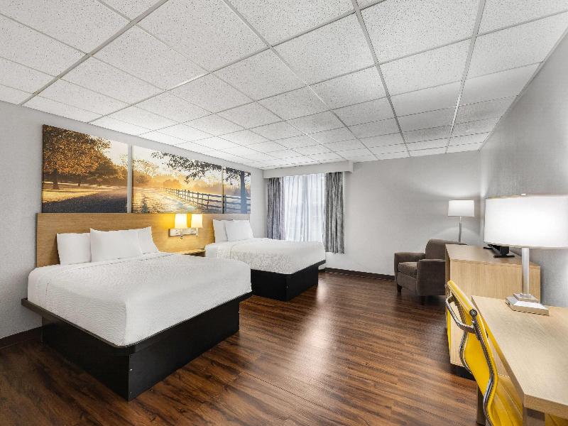 Days Inn by Wyndham Madisonville image