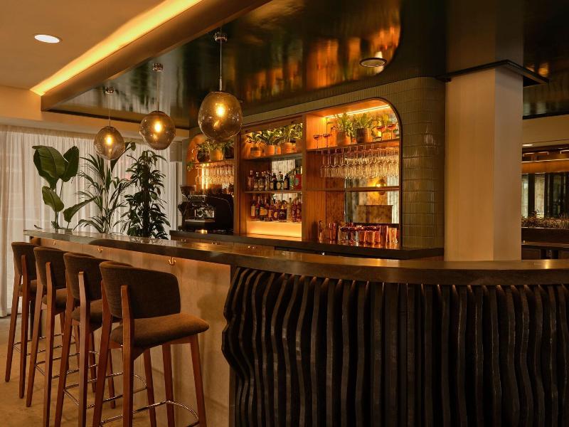 The Reach at Piccadilly Manchester a Tribute Hotel image