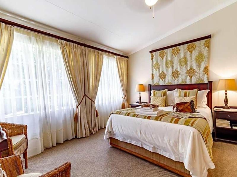 Porcupine Ridge Guest House image