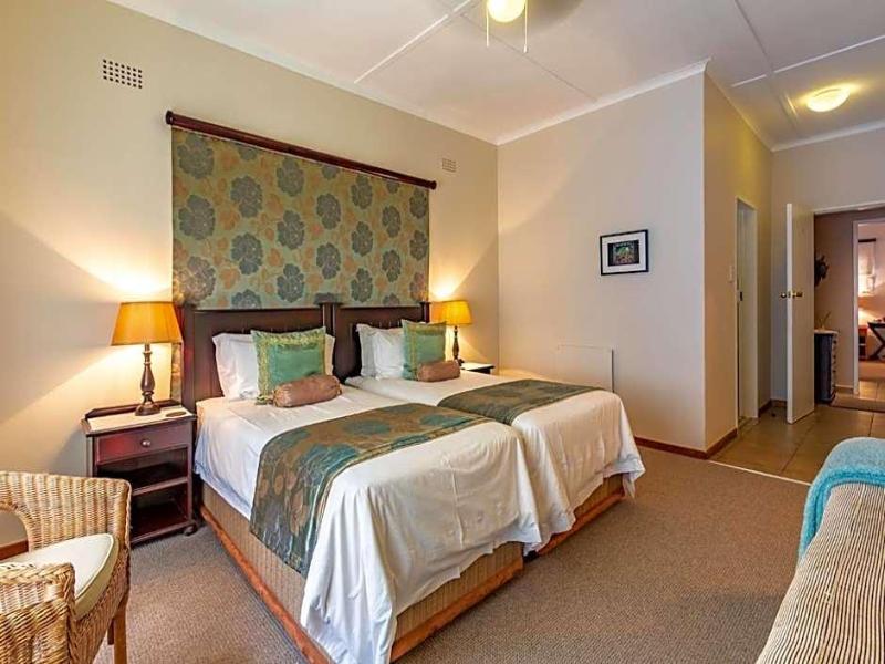 Porcupine Ridge Guest House image