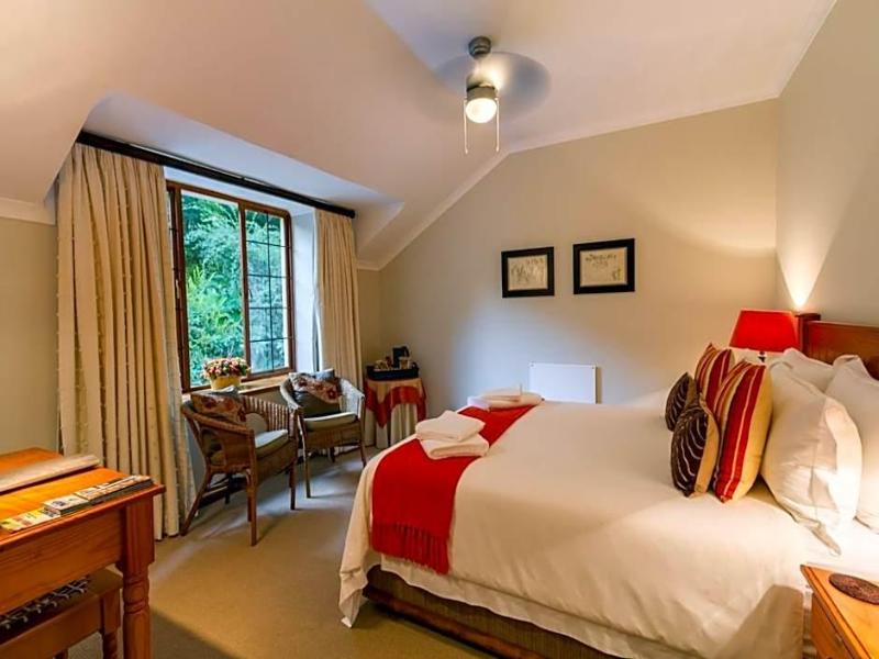 Porcupine Ridge Guest House image