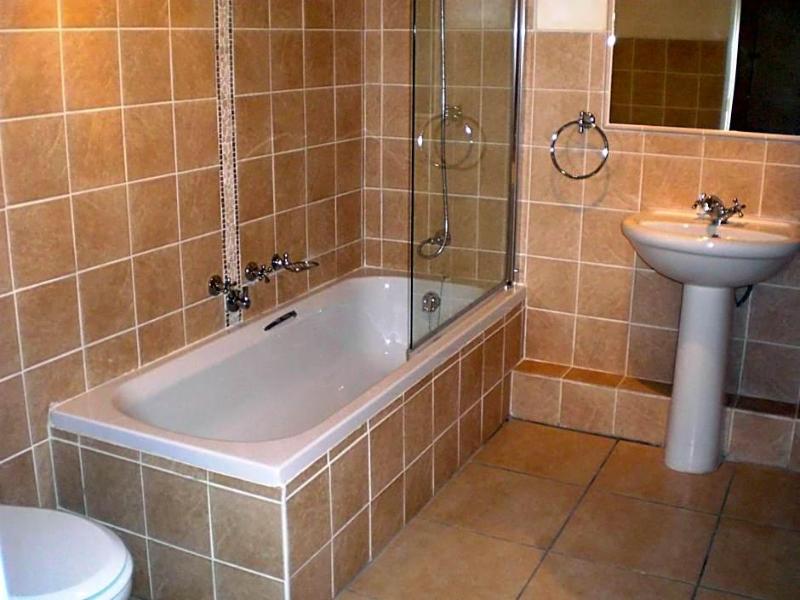 Porcupine Ridge Guest House image