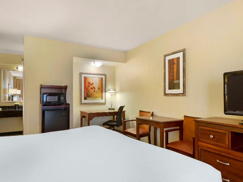 Best Western McAllen Medical Center image