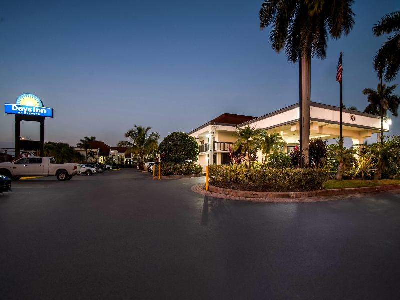 Days Inn by Wyndham Florida City image