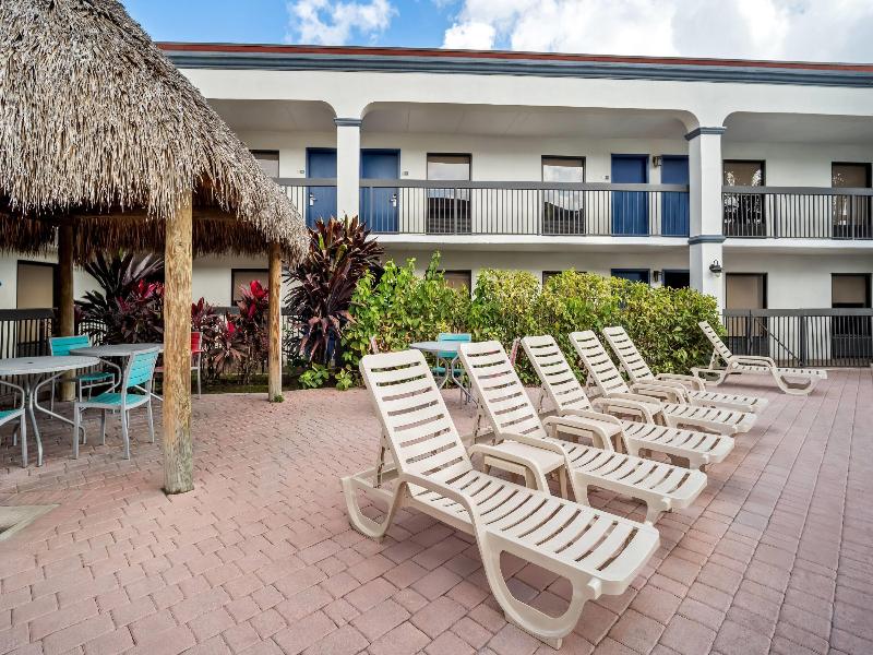 Days Inn by Wyndham Florida City image