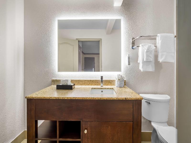 Days Inn by Wyndham Florida City image