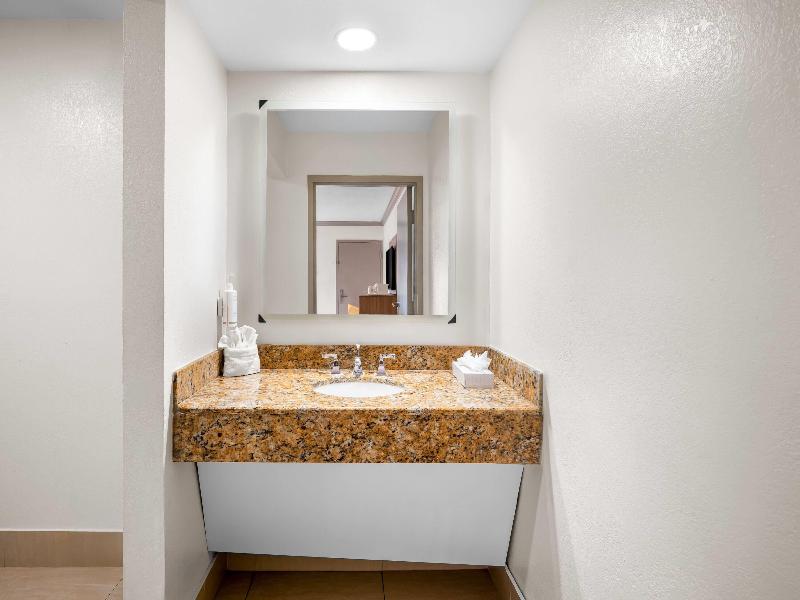 Days Inn by Wyndham Florida City image