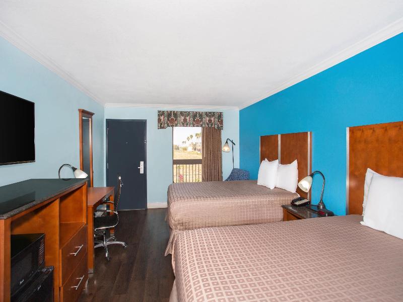 Days Inn by Wyndham Florida City image