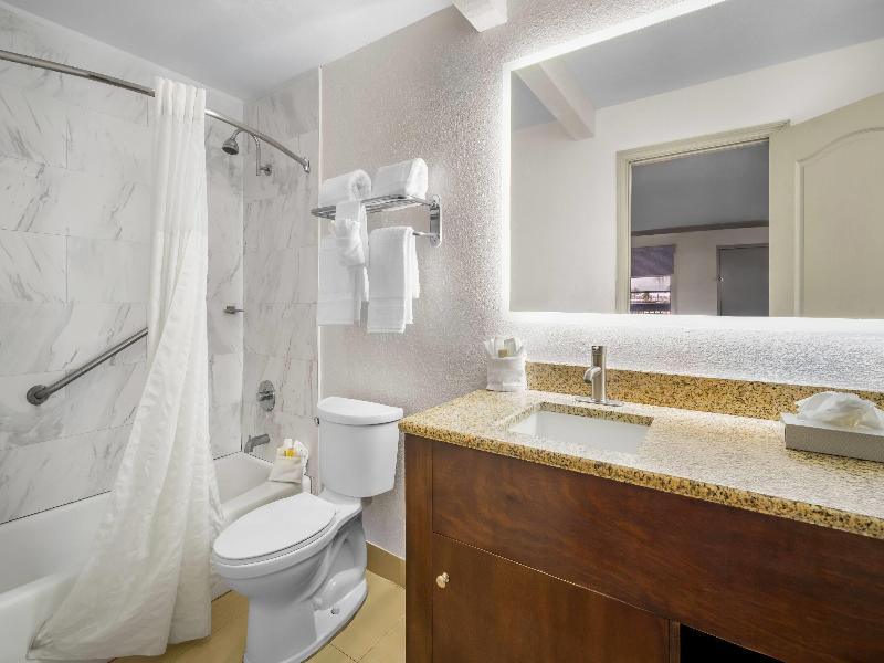 Days Inn by Wyndham Florida City image