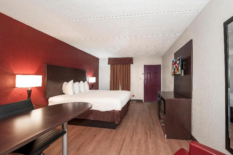 Red Roof Inn Mobile North - Saraland image