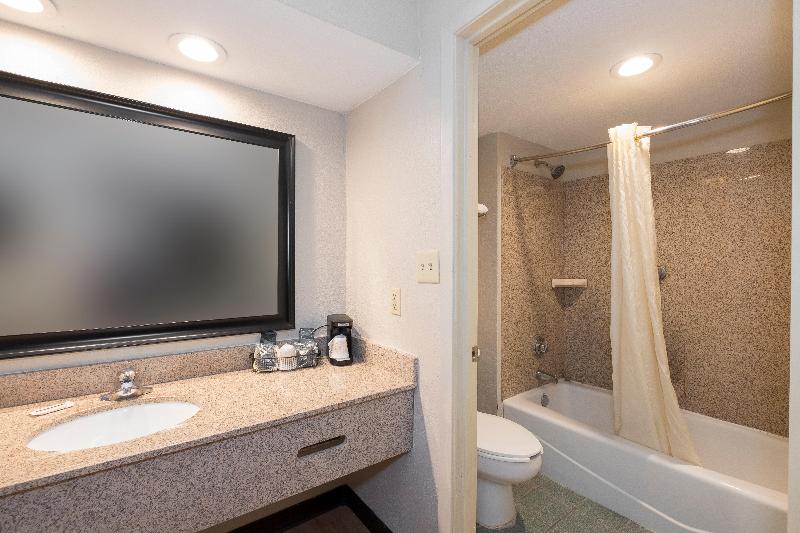 Red Roof Inn Mobile North - Saraland image