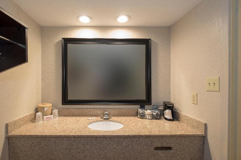 Red Roof Inn Mobile North - Saraland image