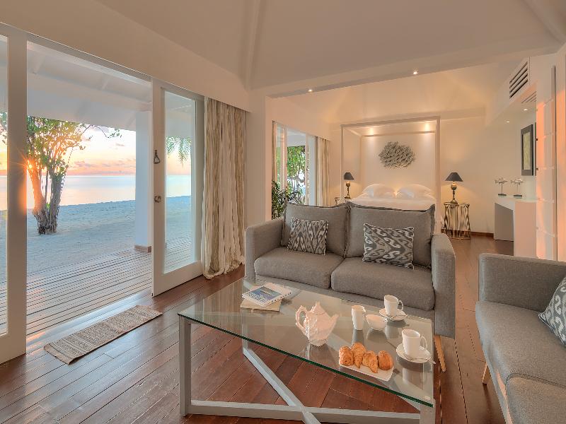 Diamonds Thudufushi Beach & Water Villas image