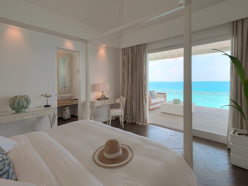 Diamonds Thudufushi Beach & Water Villas image