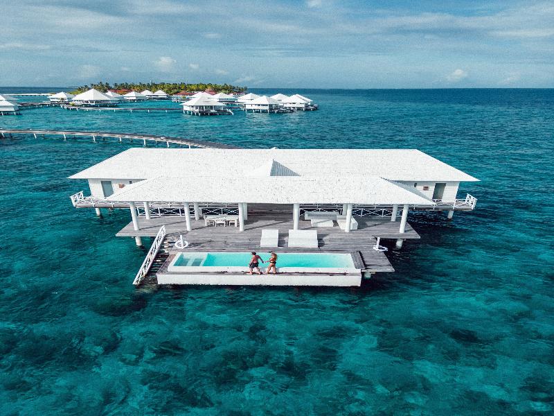 Diamonds Thudufushi Beach & Water Villas image