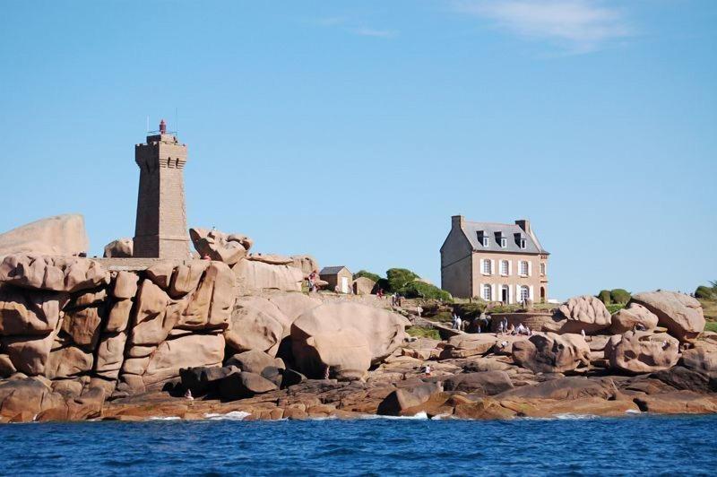 Hôtel des Rochers image