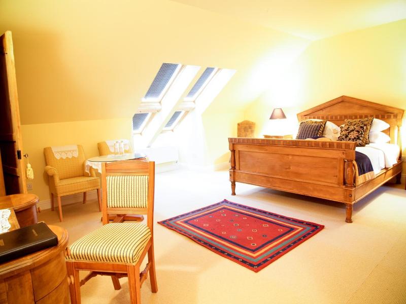 Ardmore Country House image