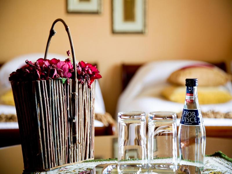 Ardmore Country House image