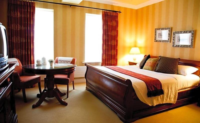 Ardmore Country House image