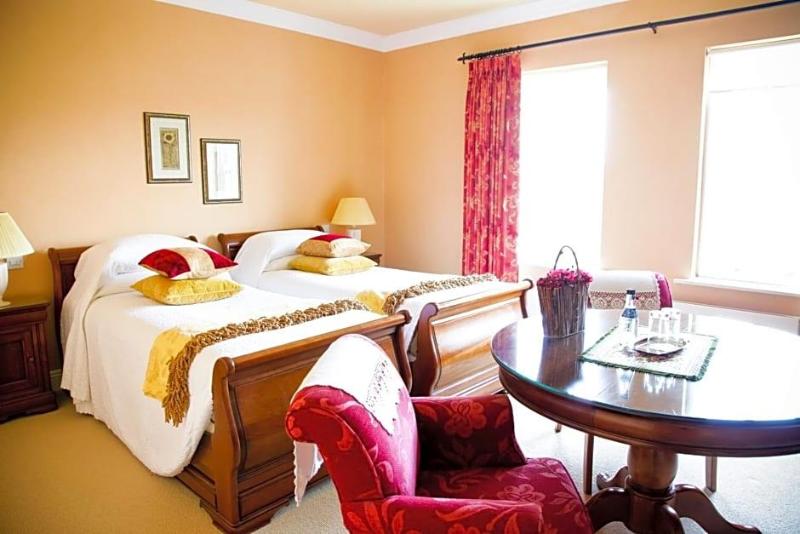 Ardmore Country House image