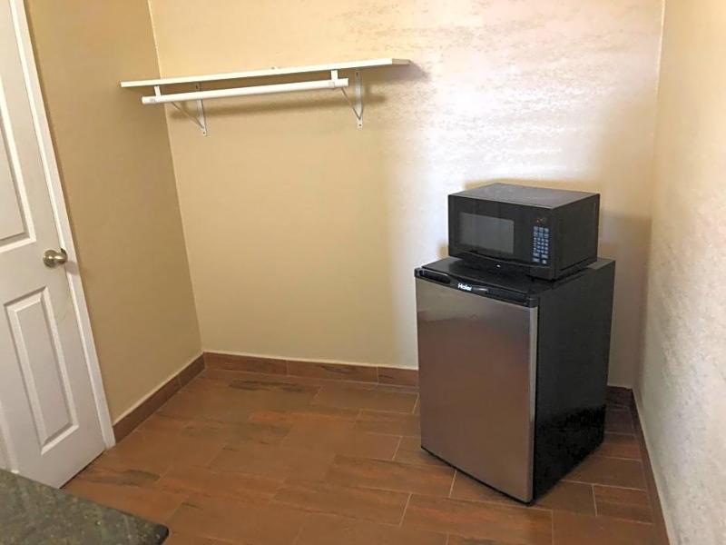 Buckboard Motor Lodge