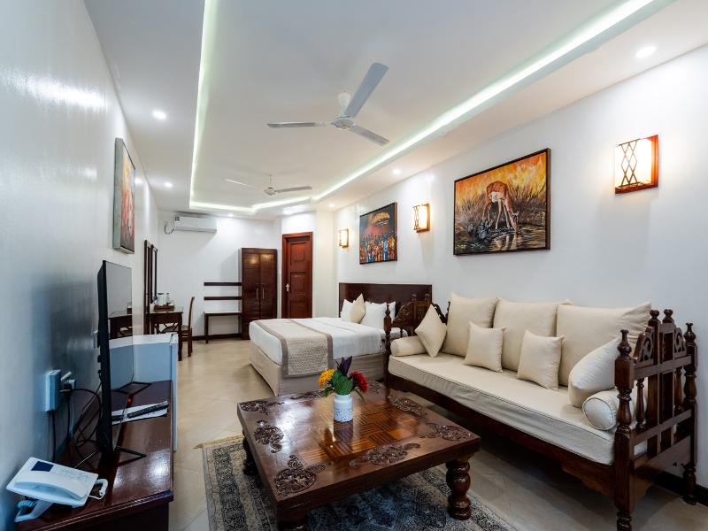 PrideInn Express Nyali image
