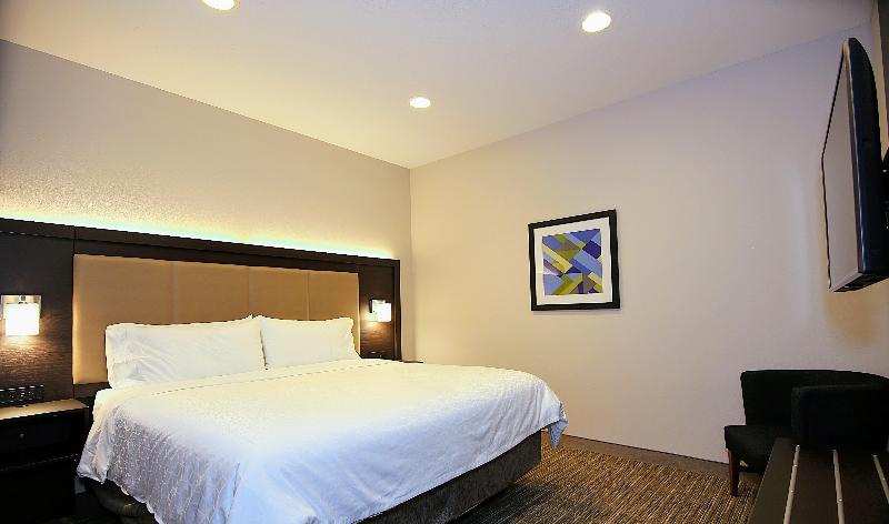 Holiday Inn Express Hotel & Suites Ashland image