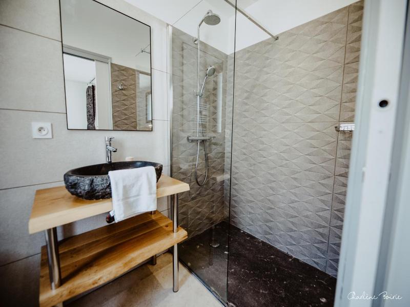 Grand des Bains image