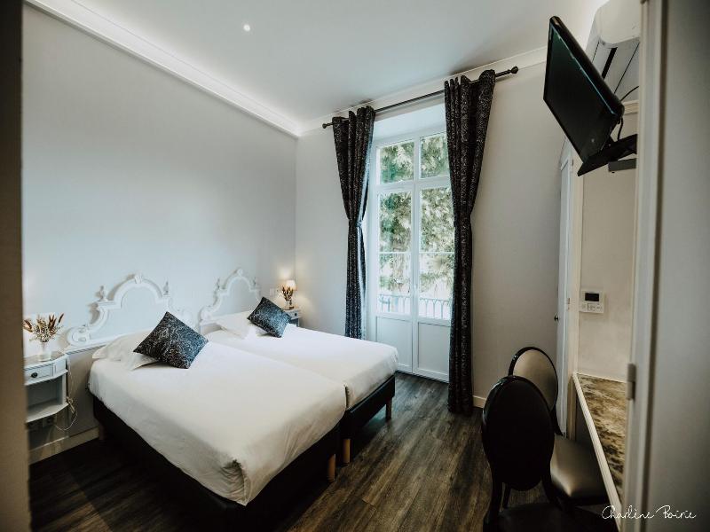 Grand des Bains image